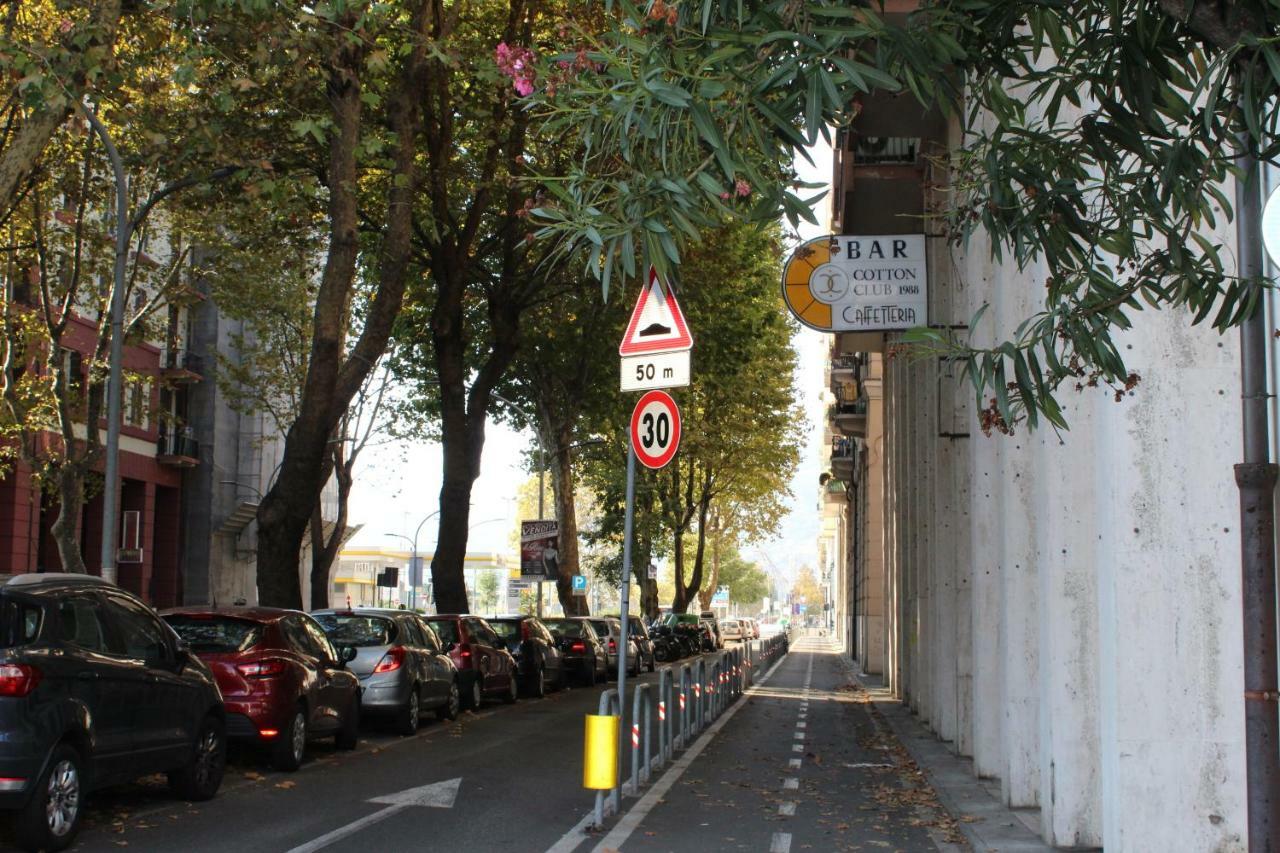 Down Town Cesar Apartamento La Spezia Exterior foto