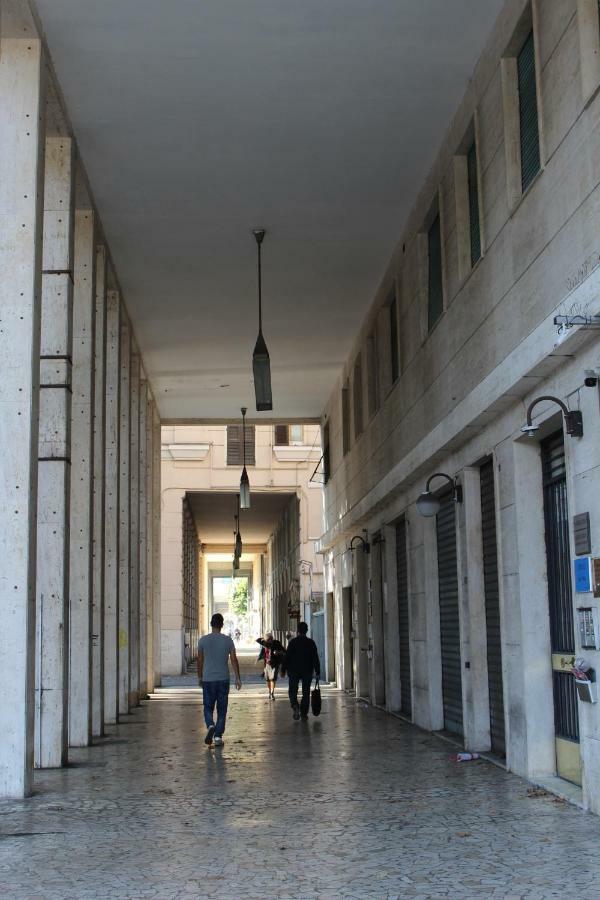 Down Town Cesar Apartamento La Spezia Exterior foto